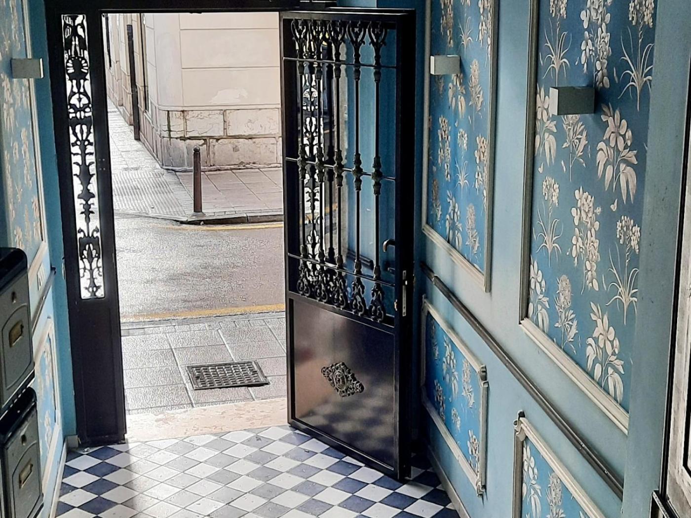 Piso Muy Amplio Y Centrico Con Vistas A La Bahia Apartment Santander